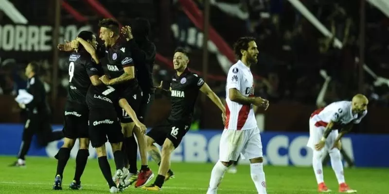 Soi kèo River Plate vs Lanus chi tiết và đầy đủ nhất