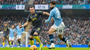 Everton thi đấu thất vọng trong khi Man City có liên tiếp chiến thắng
